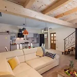 Apartament House Nono *