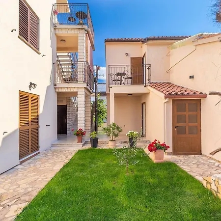 Apartment House Nono